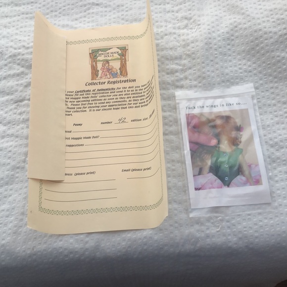 Peony Maggie made collectors doll rare - Picture 2 of 2